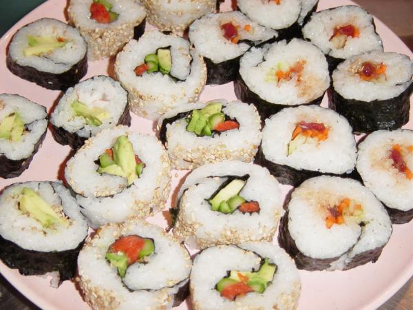 Толстые Роллы с Овощами, Креветками, Омлетом и Грибами Шиитаке